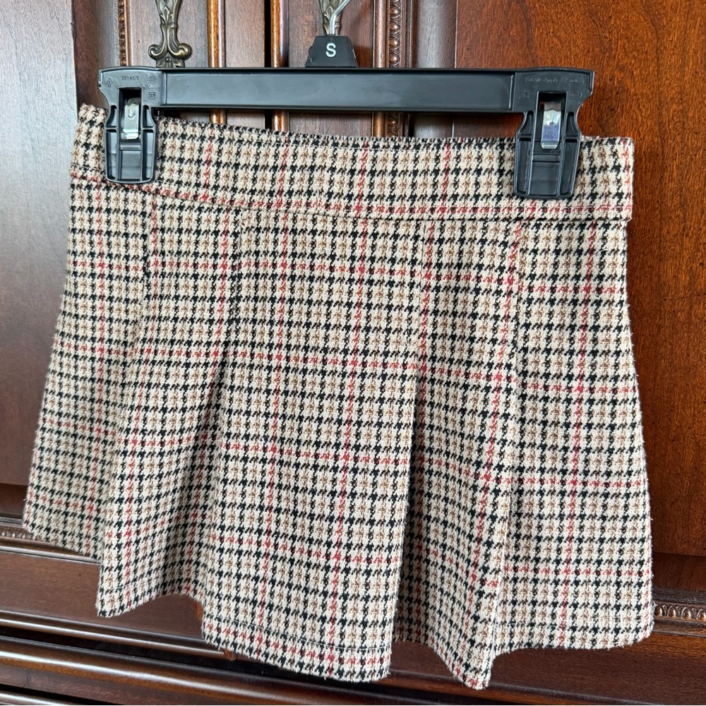 GAP Houndstooth Mini Skirt - Black, White, Red